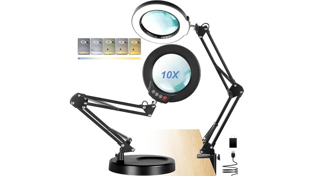 magnifying glass with light