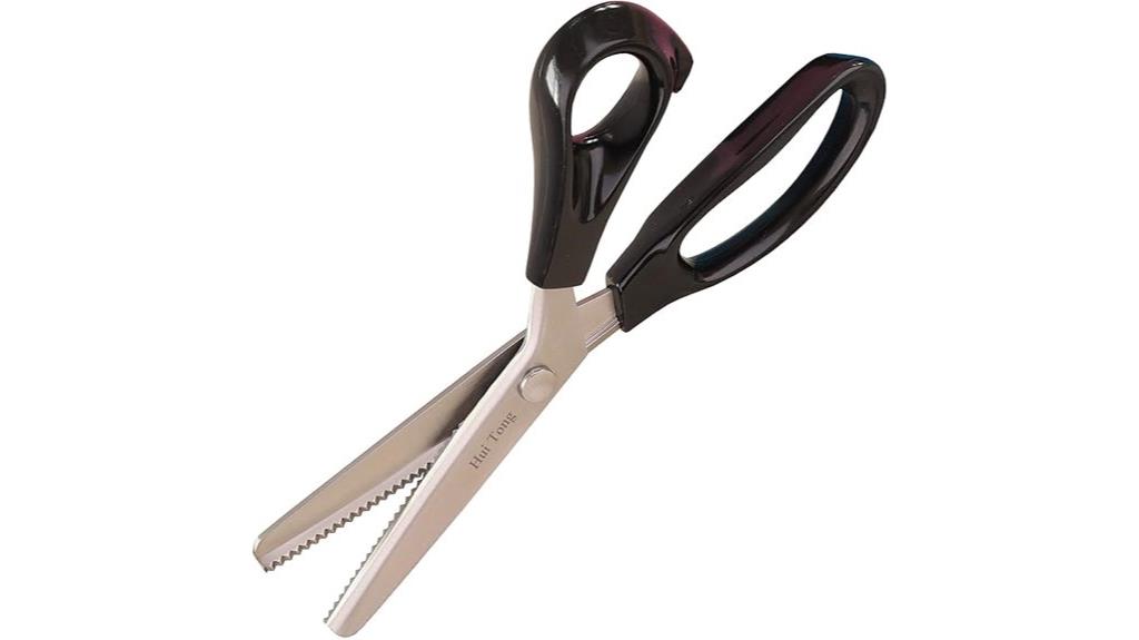 varied size pinking shears