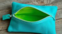 make a zippered pouch