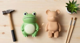 Akira Ikezoe’s Frogs and Bears Have Something Urgent to Tell Us